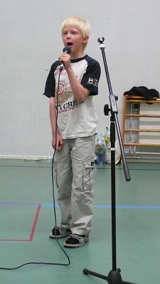 Laulaja esiintymss